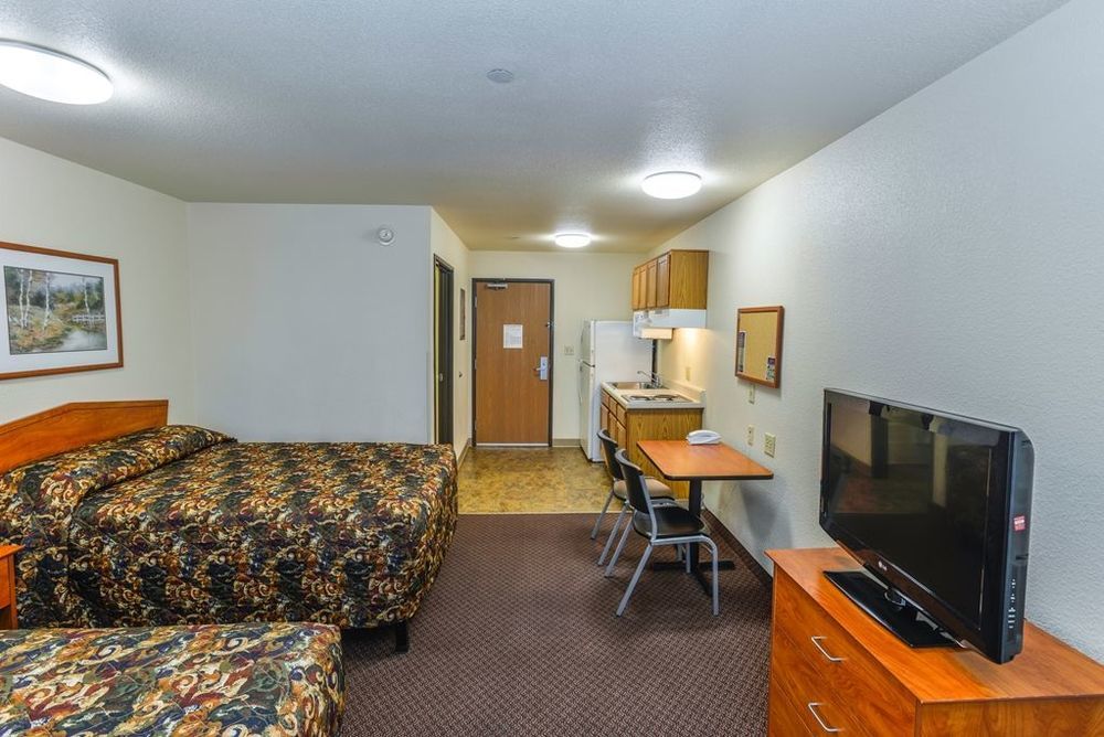Woodspring Suites Houston I-45 Airtex Room photo